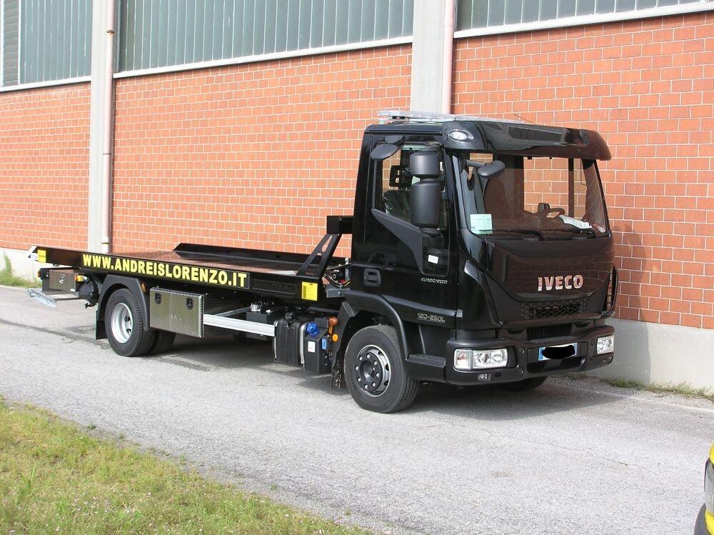 Carro attrezzi EUROCARGO 120EL22P anno 2025