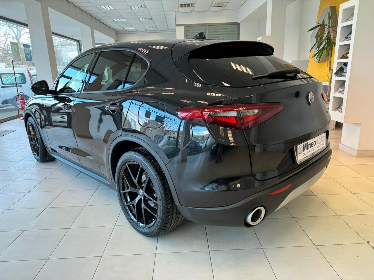 Alfa Romeo Stelvio 2.2 Turbodiesel 190 CV AT8 RWD Super Pack Black