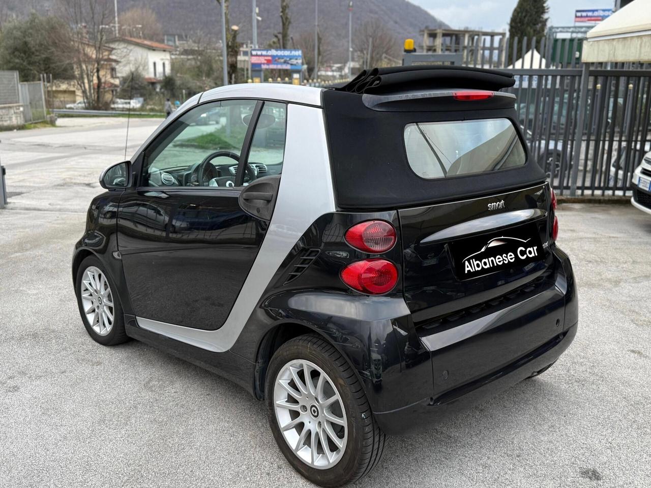 Smart ForTwo 1.0 MHD 70 CV Cabrio Passion