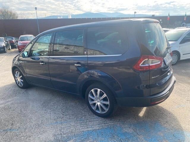 Ford Galaxy 2.0 TDCi 140 CV Ghia DPF