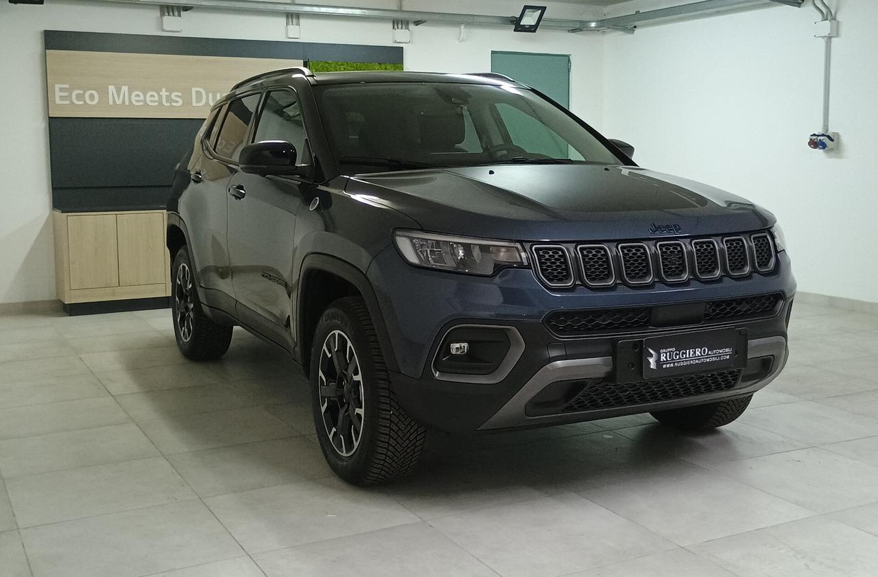 Jeep Compass 1.3 Turbo T4 240 CV PHEV AT6 4xe Trailhawk