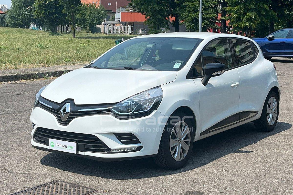 RENAULT Clio Sporter TCe 12V 75 CV Moschino Zen