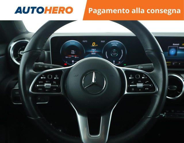 MERCEDES-BENZ A 180 d Automatic Sport