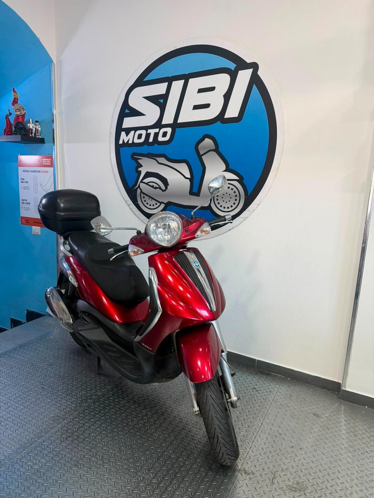 Piaggio Beverly 300