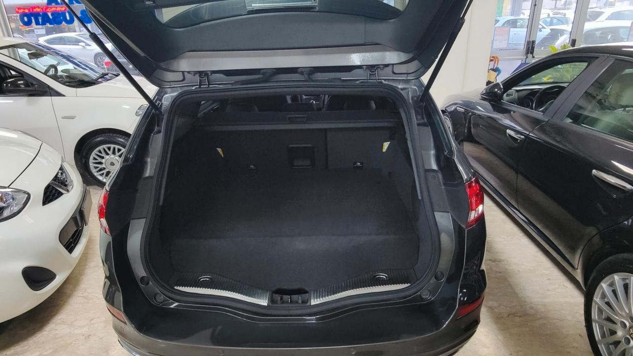 Ford Mondeo Full Hybrid 2.0 187 CV eCVT SW ST-Line Business