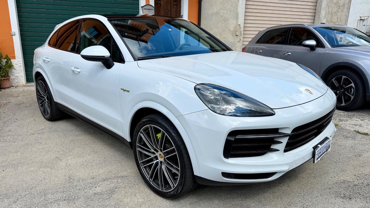 Porsche Cayenne Coupé 3.0 V6 E-Hybrid
