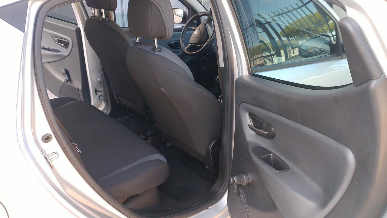 Lancia Ypsilon 1.2 69 CV 5 porte GPL Ecochic Gold