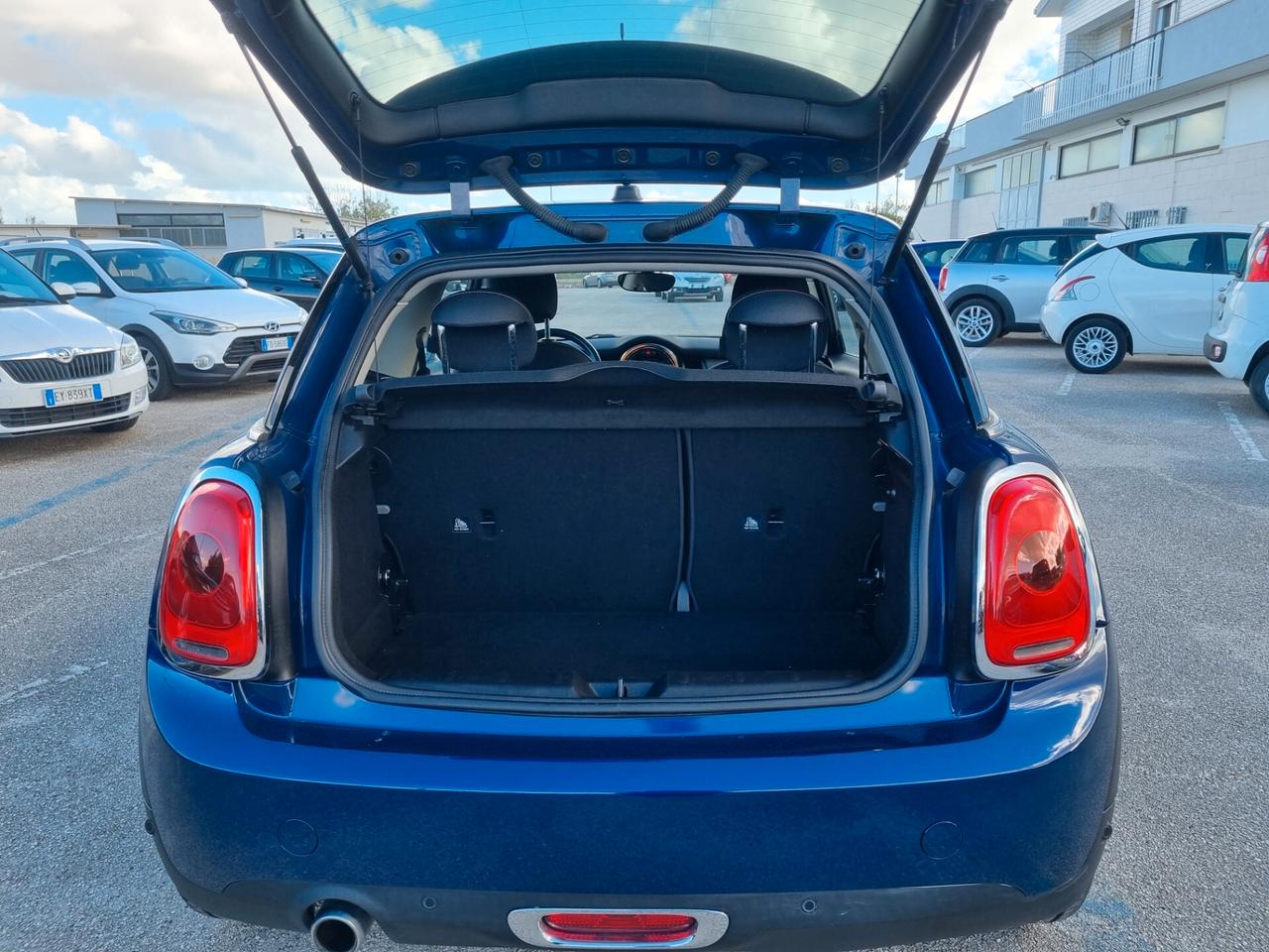Mini 1.5 One D Business XL