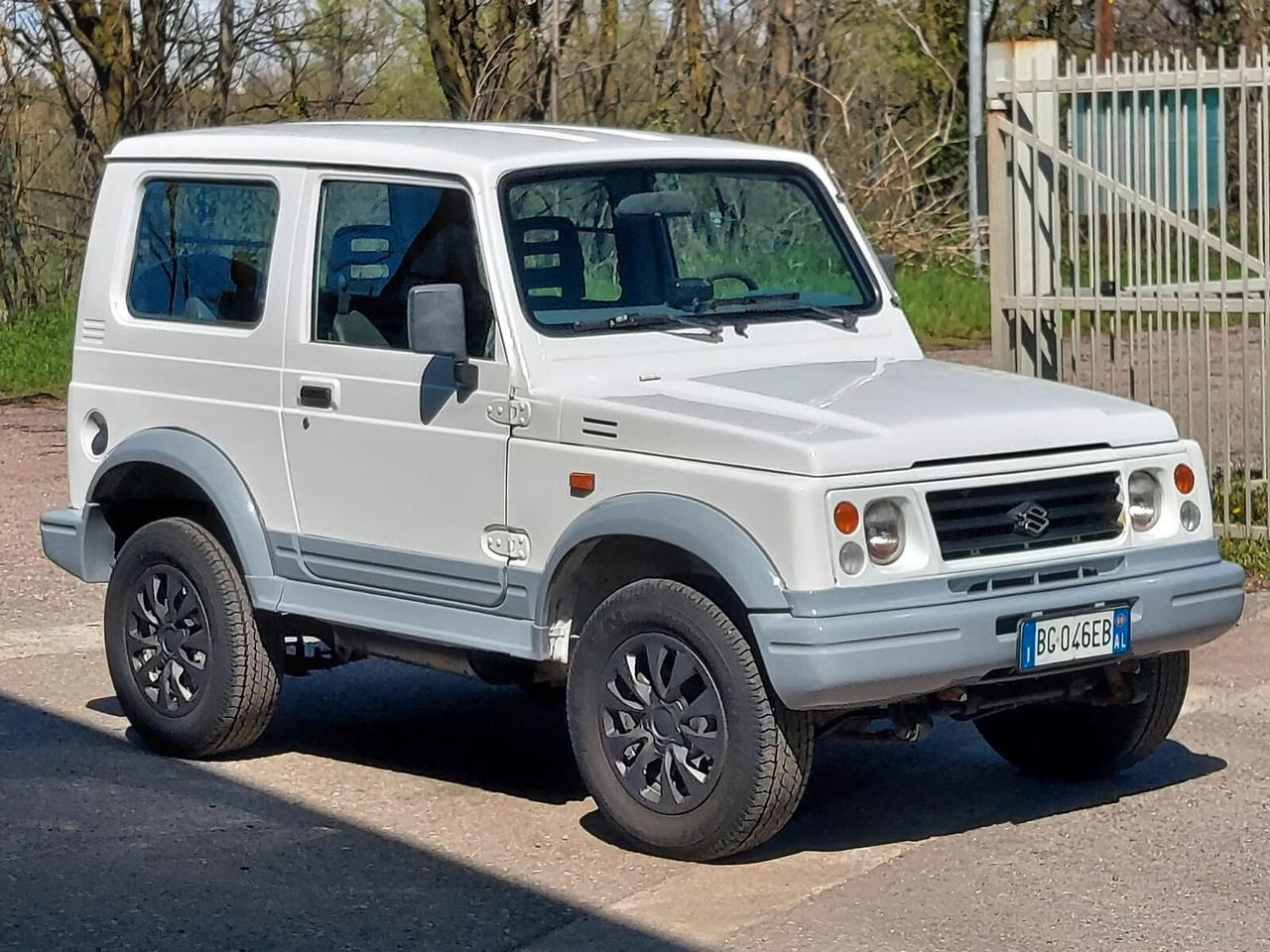 Suzuki Samurai 1.3i cat Berlina De Luxe S