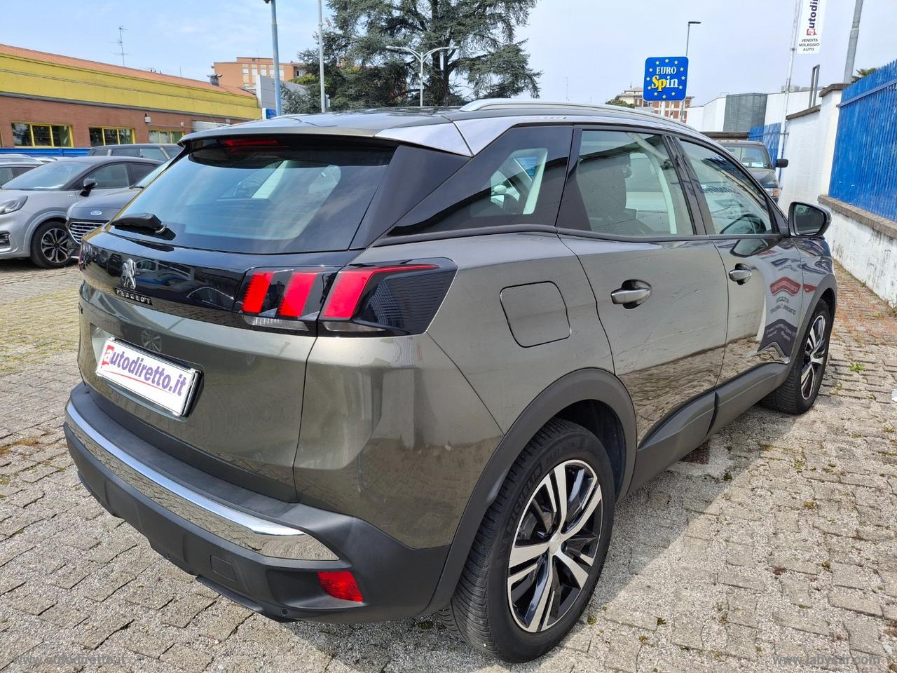 PEUGEOT 3008 BlueHDi 130 S&S EAT8 Business