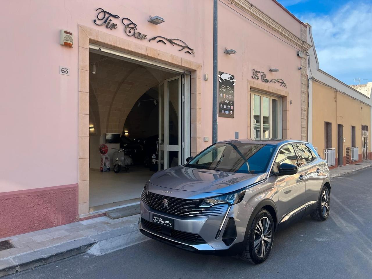 PEUGEOT 3008 ALLURE 1.5 130CV PELLE NAVI CAM ANNO 2022