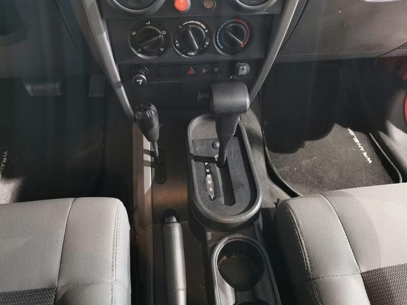 Jeep Wrangler Wrangler 2.8 CRD DPF Sport Auto