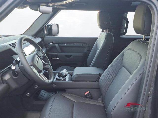 LAND ROVER Defender 90 AWD 3DR RWB X-Dynamic SE 200PS Auto