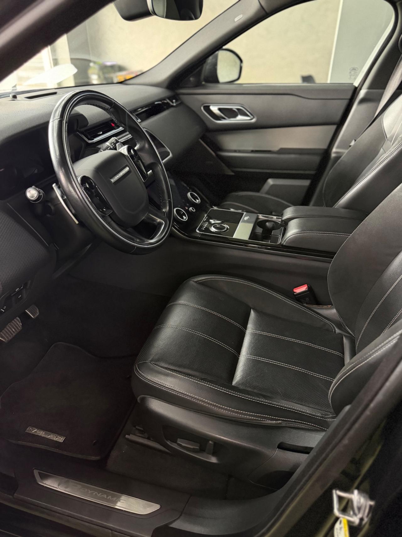Land Rover Range Velar 2.0D I4 240 CV R-Dynamic S