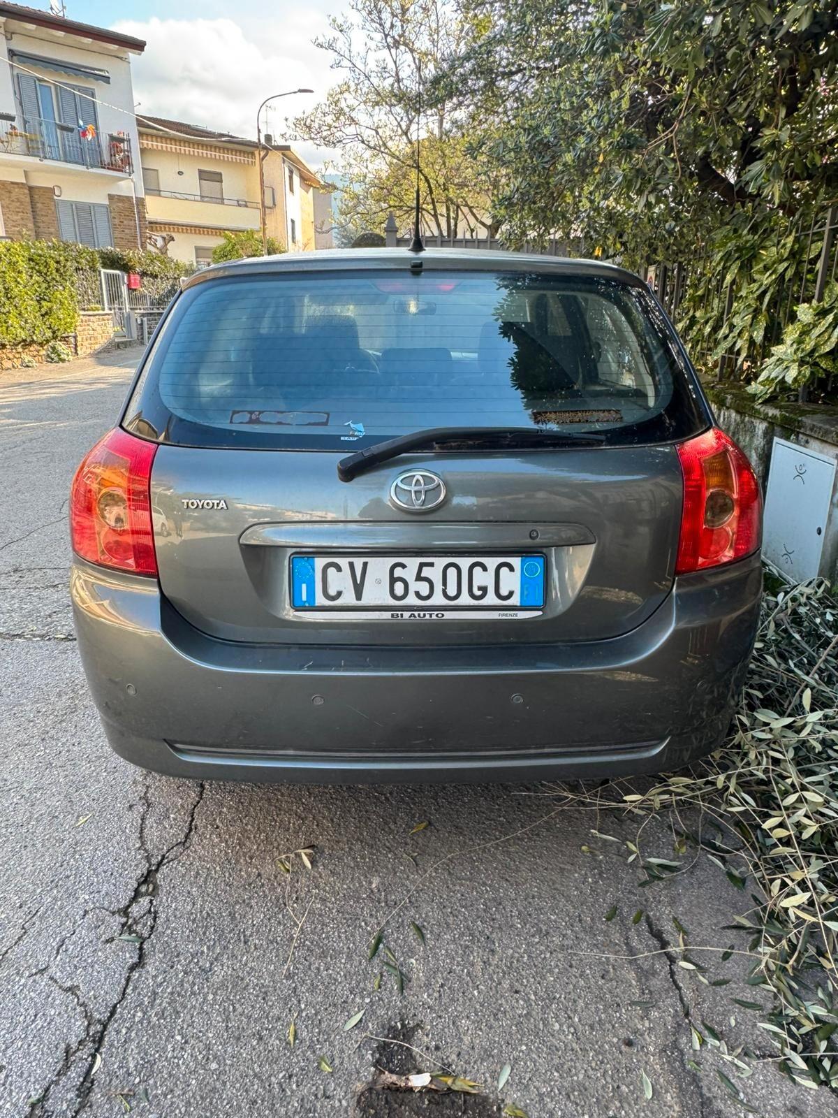 Toyota Corolla 1.4 16V 5 porte Sol