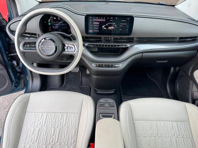 FIAT 500e 42kWh La Prima Unicoprop. 320km di Autonomia