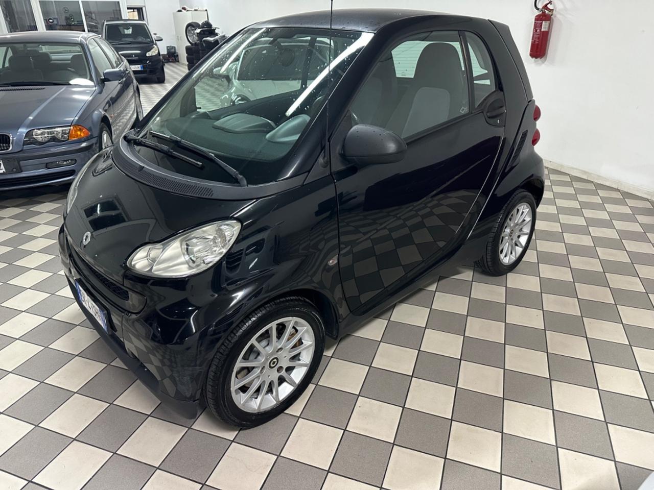 Smart ForTwo 1000 62 kW coupé passion