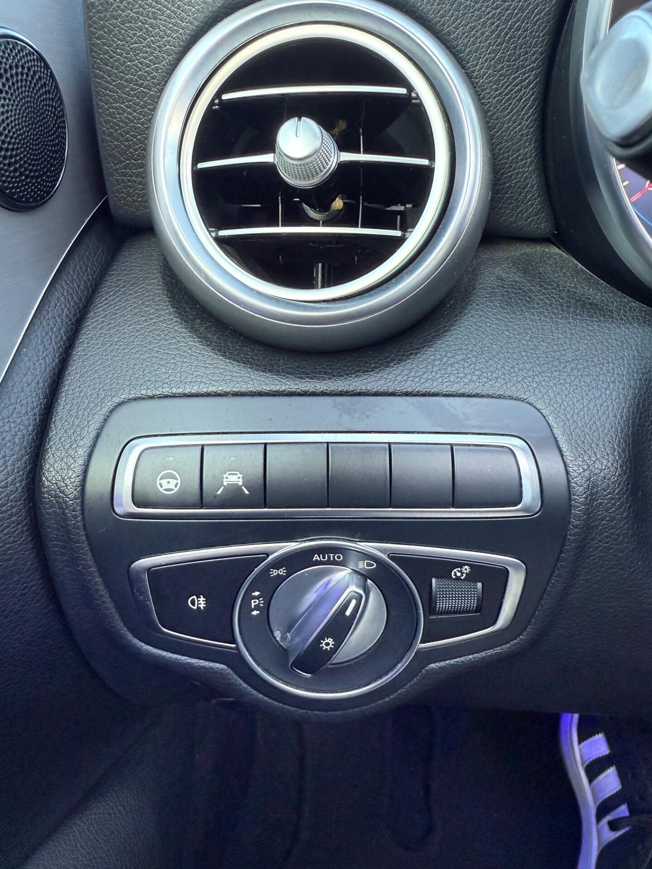 Mercedes - CLASSE C 220 COUPE 194 CV AMG PLUS 2018