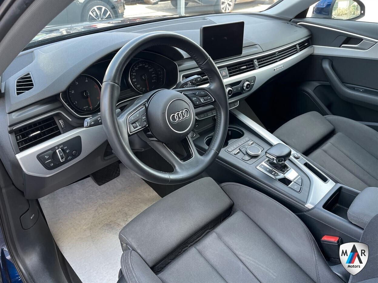 Audi A4 Avant 40 TDI quattro S tronic Design