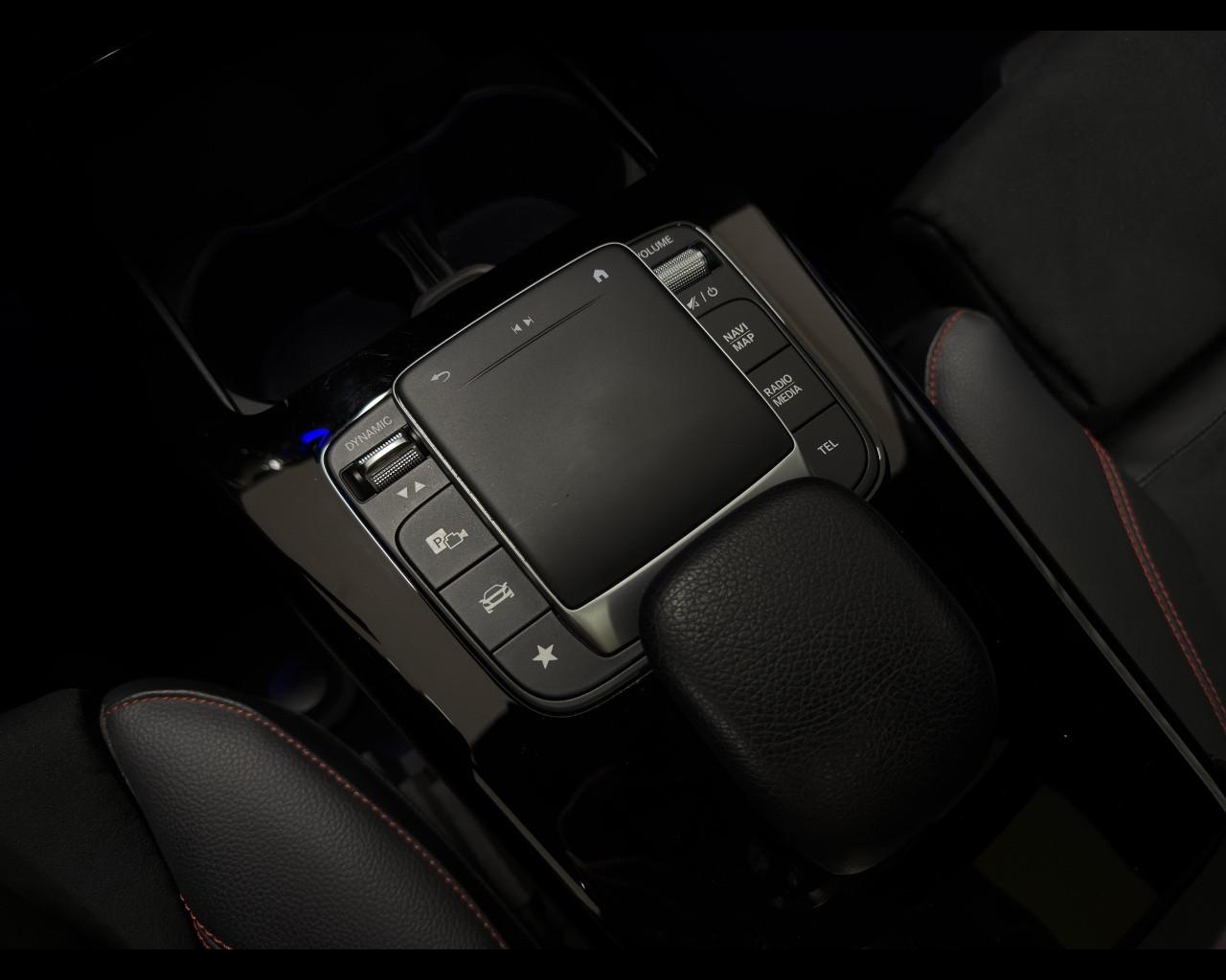 Mercedes-Benz CLA Coupé (C118) - CLA 200 d Automatic Premium