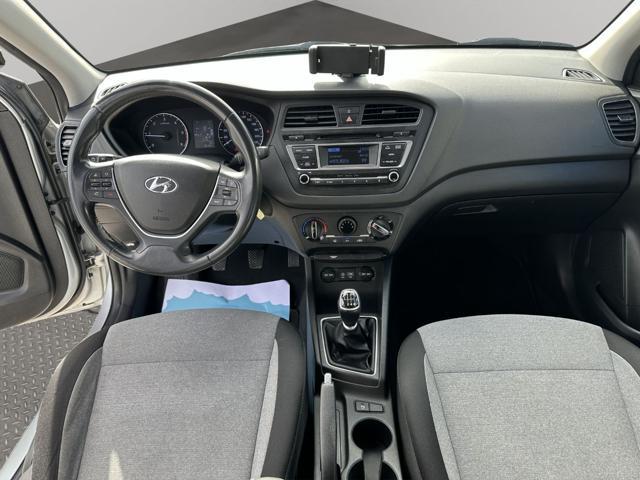 HYUNDAI i20 1.1 CRDi 12V 5 porte Comfort