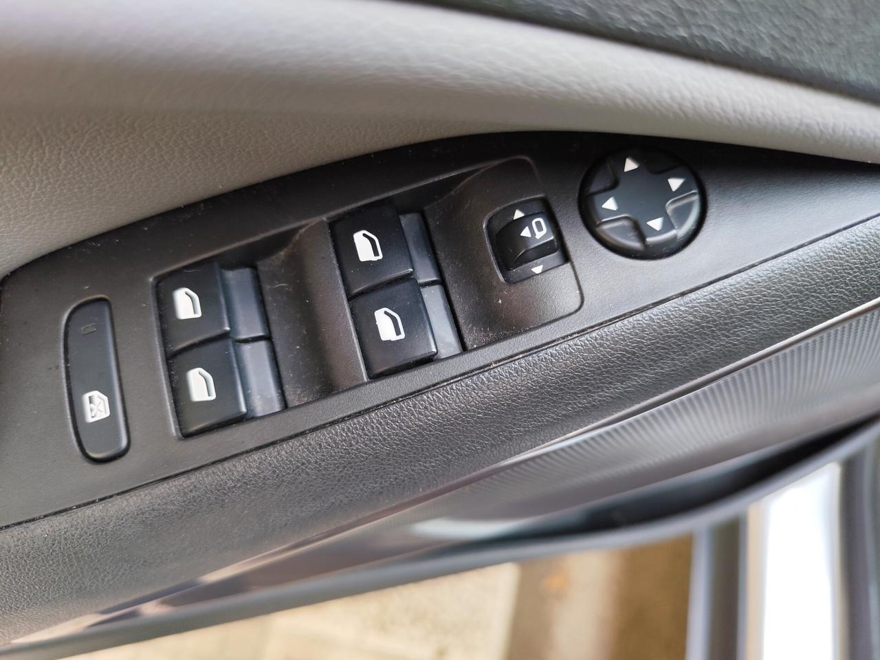 Opel Crossland X 1.5 ECOTEC D 102CV PERFETTA