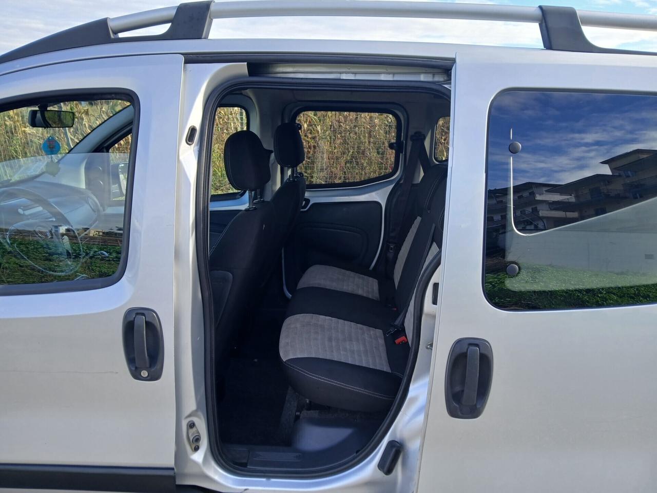 Qubo 1.3 MJT 75 CV Trekking anno 2010 PETFETTO