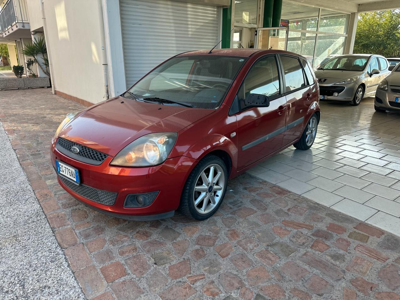 Ford Fiesta 1.2 METANO NEOPATENTATI