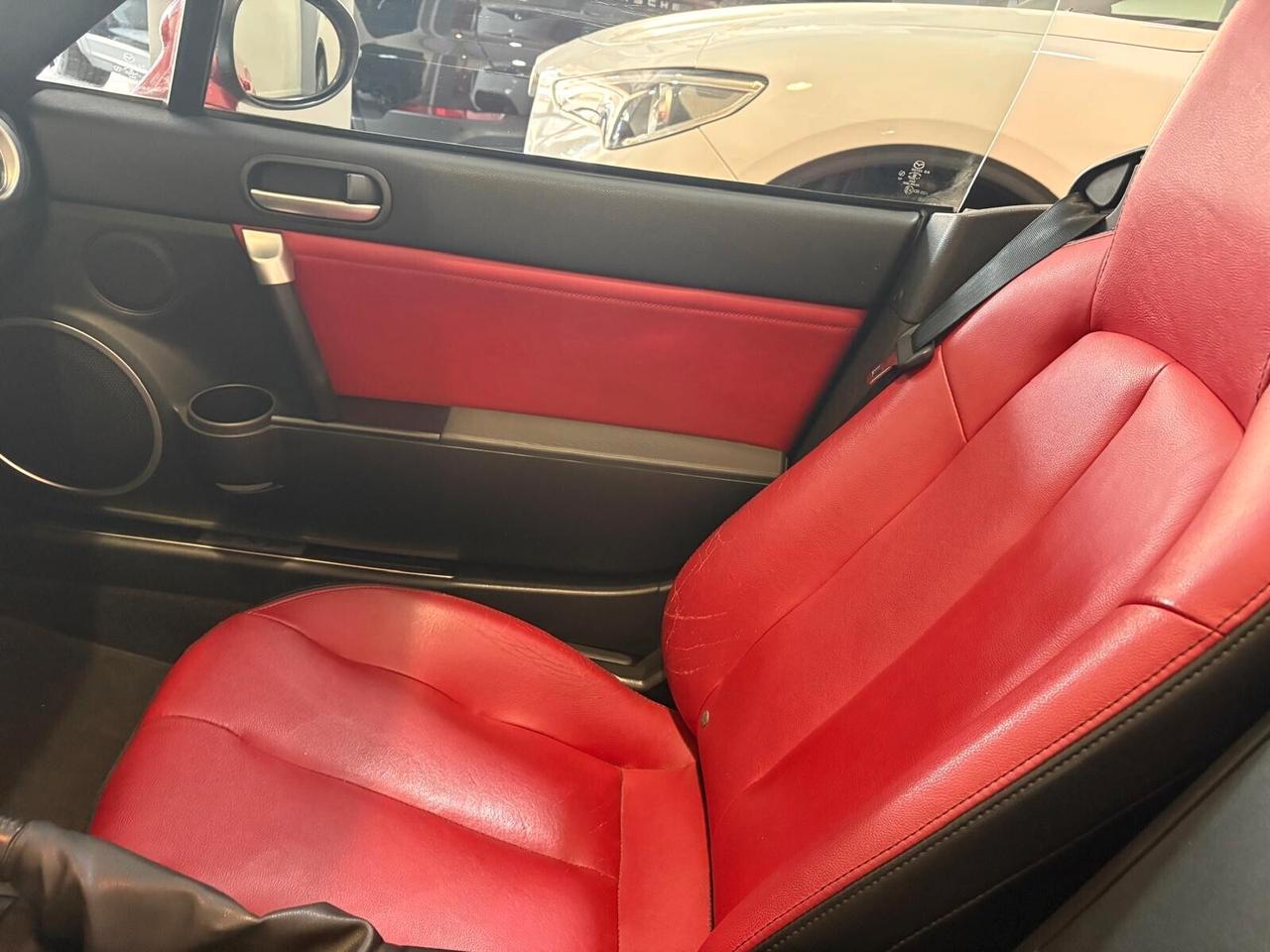 Mazda MX-5 Roadster 2.0L 16V 3rd Generation
