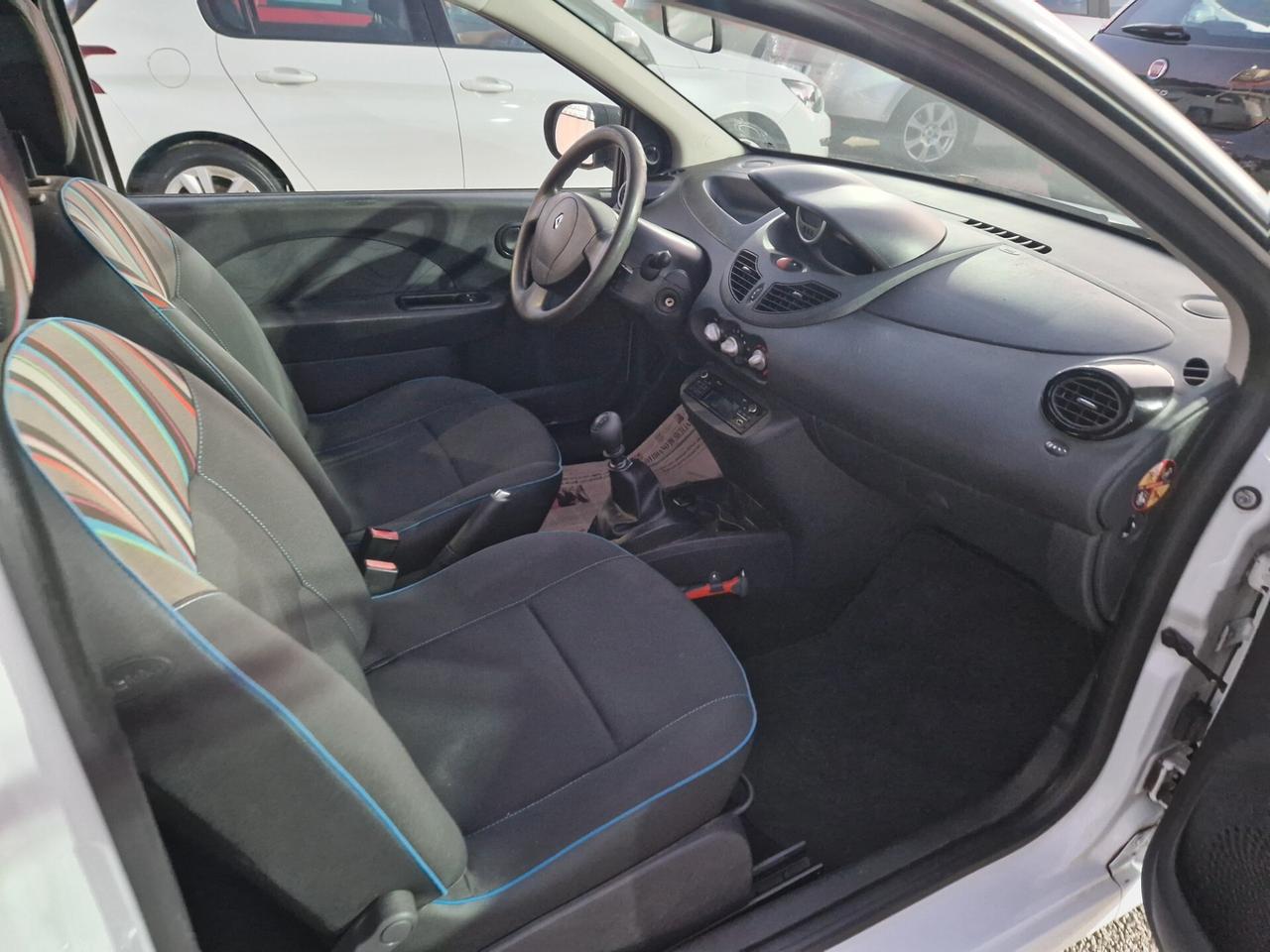Renault Twingo 1.2 16V Live