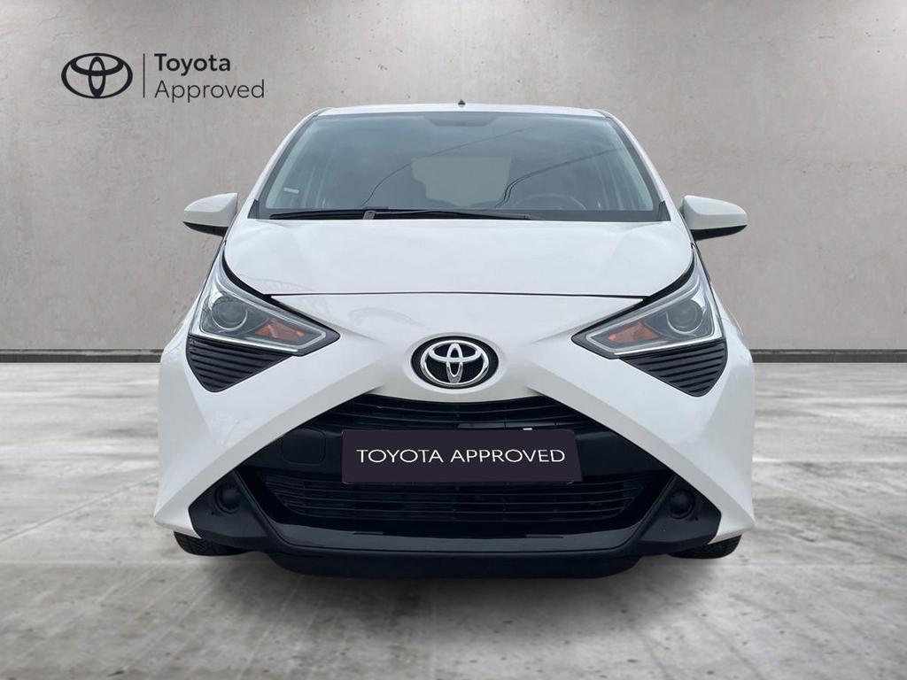 Toyota Aygo 5p 1.0 x-business 72cv
