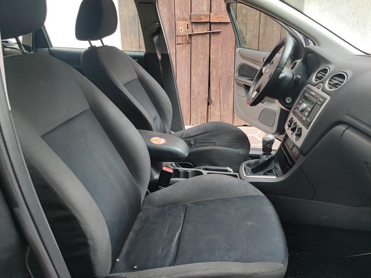 Ford Focus 1.6 TDCi 90 CV station wagon neopatentati