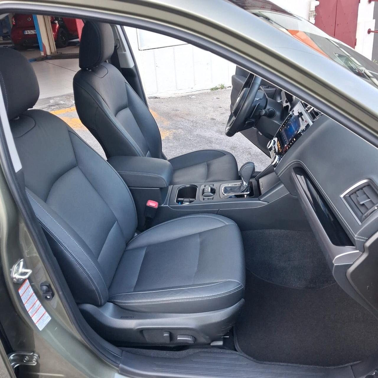 Subaru OUTBACK 2.5i Lineartronic Premium