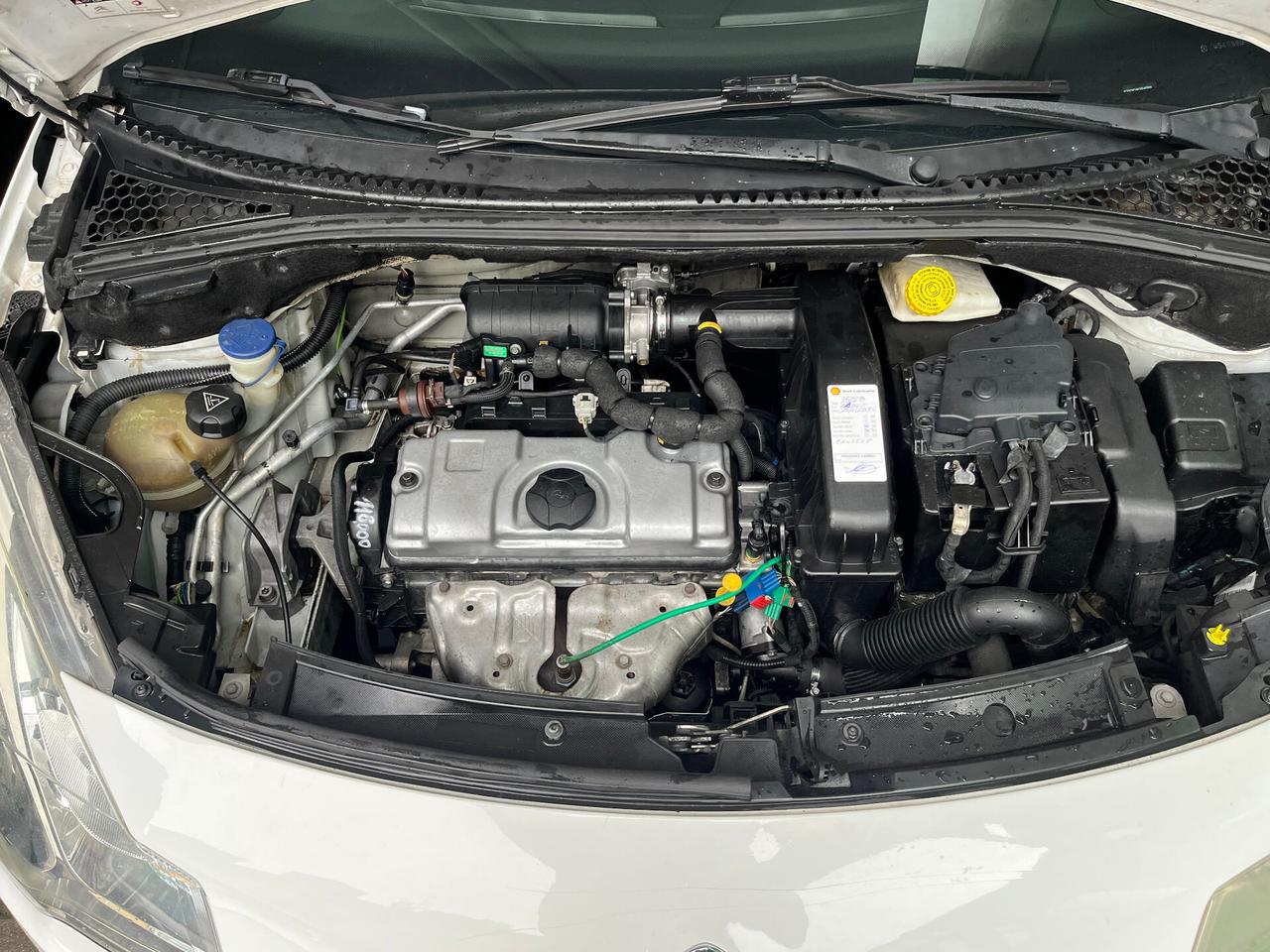 CITROEN C3 1.1 BENZINA 5 PORTE ANCHE PER NEOPATENTATI - TAGLIANDO E DISTRIBUZIONE APPENA ESEGUITI