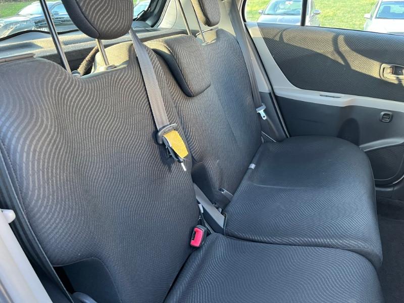 TOYOTA Yaris 1.3 5 porte Sol