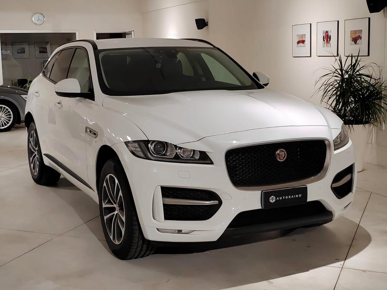 Jaguar F-Pace 2.0 D 180 CV AWD aut. R-Sport