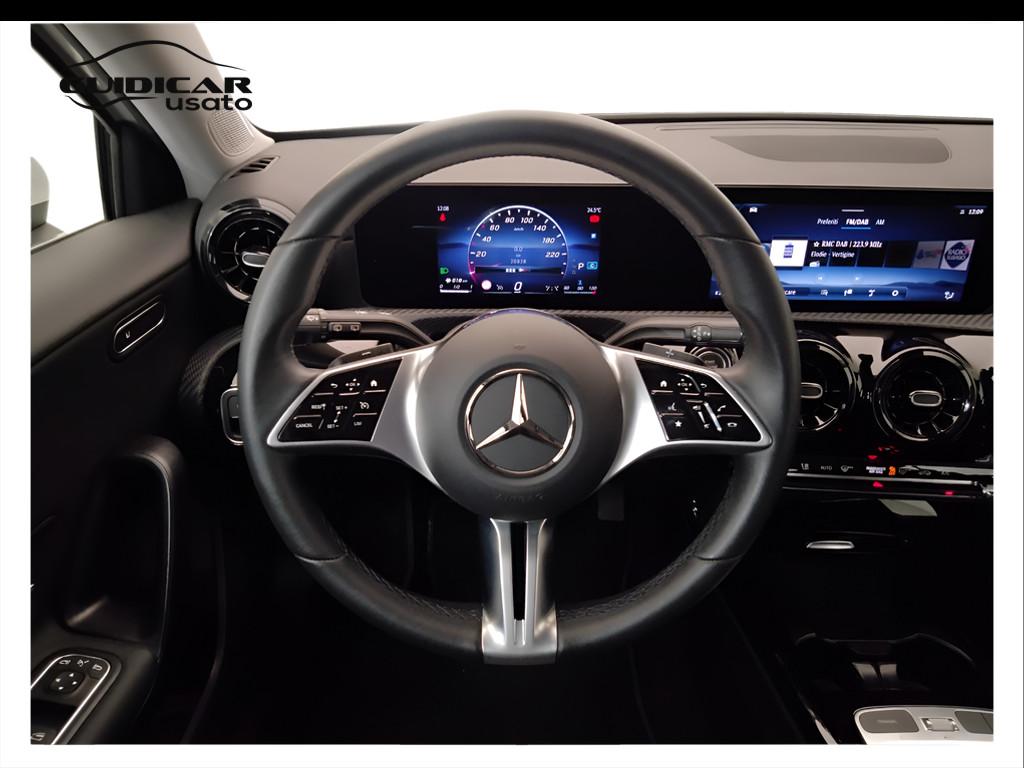 Mercedes-Benz Classe A - W177 2023 - A 180 d Advanced auto