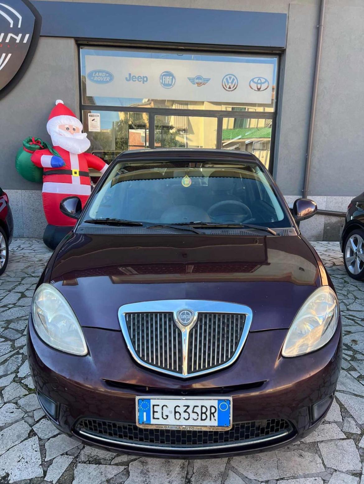 Lancia Ypsilon 1.2 69 CV Elle