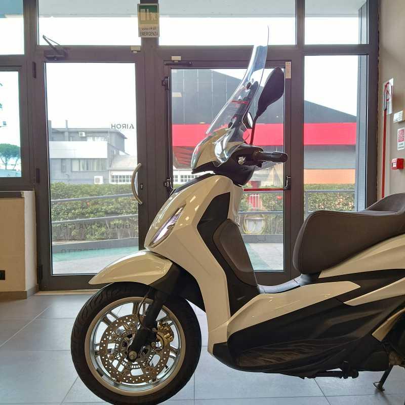 Piaggio Beverly 400 ABS-ASR - 2024