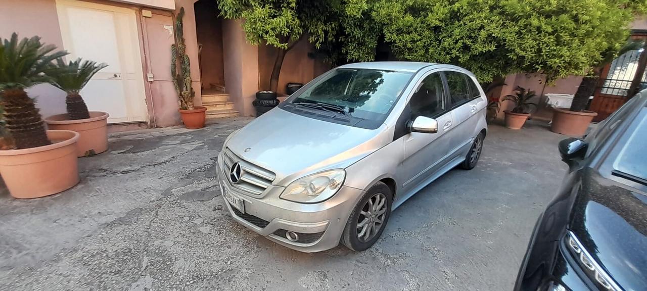 Mercedes-benz B 180 B 180 CDI Chrome