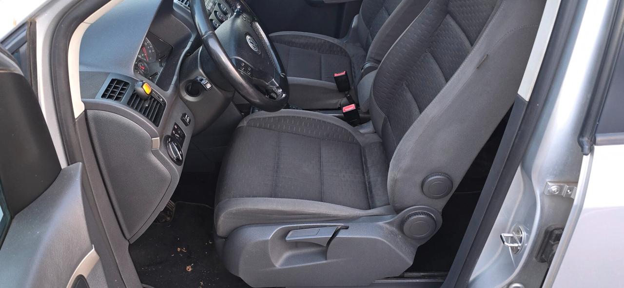 Volkswagen Touran 1.6 Trendline Bifuel G