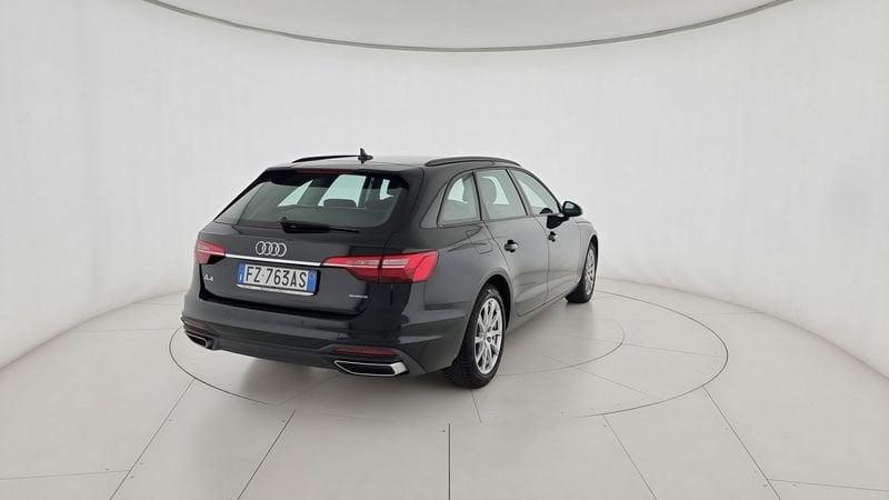 Audi A4 Avant 40 TDI quattro S tronic Business