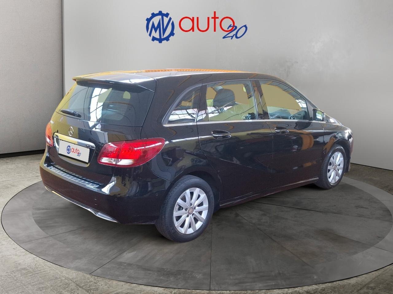 Mercedes-benz B 180 B 180 d Business full optional