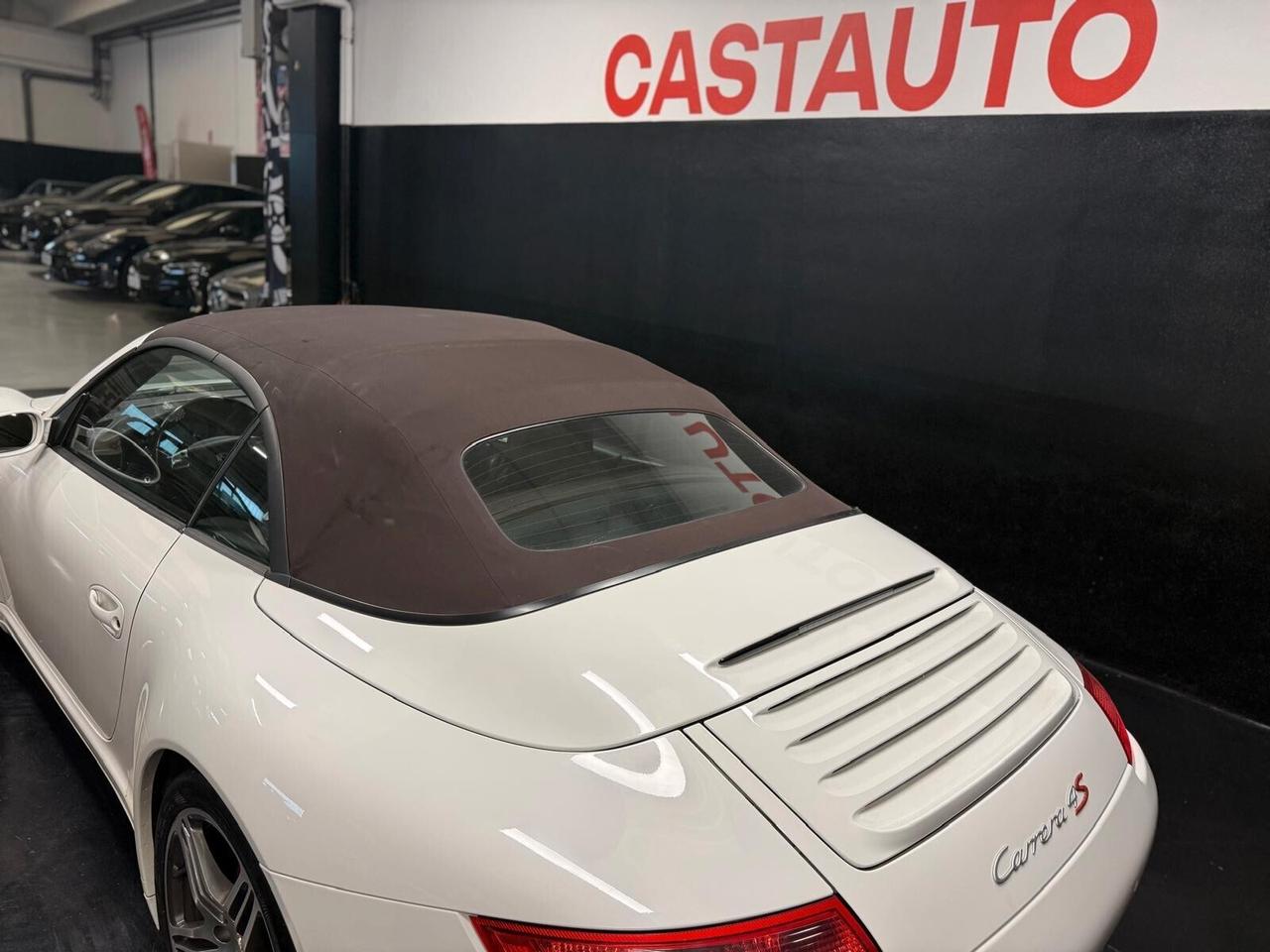 Porsche 997 Carrera 4S Cabrio manuale