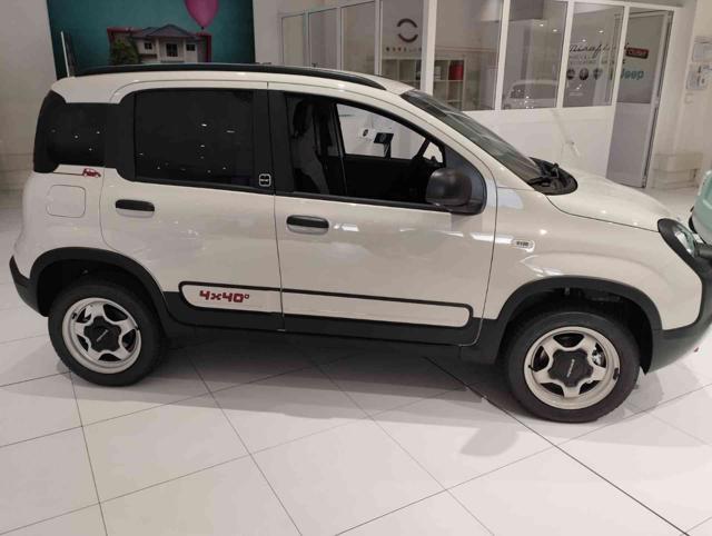 FIAT Panda 0.9 TwinAir Turbo S&S 4x4 4x40°