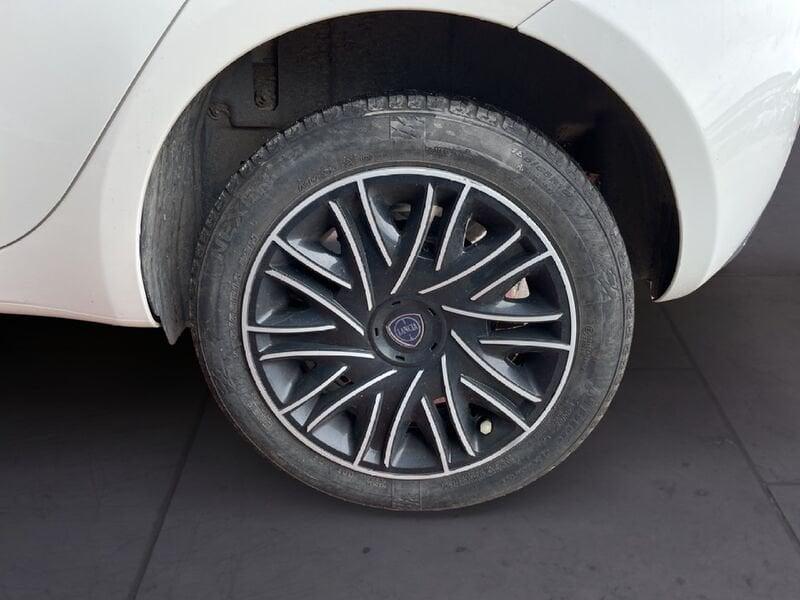 Lancia Ypsilon III 2021 1.0 firefly hybrid Gold Plus s&s 70cv 5p.ti