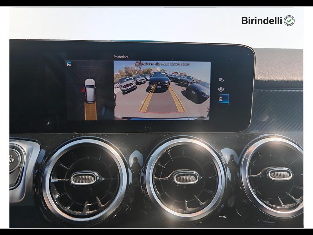 Mercedes-Benz GLB (X247) - GLB 200 d Automatic Premium