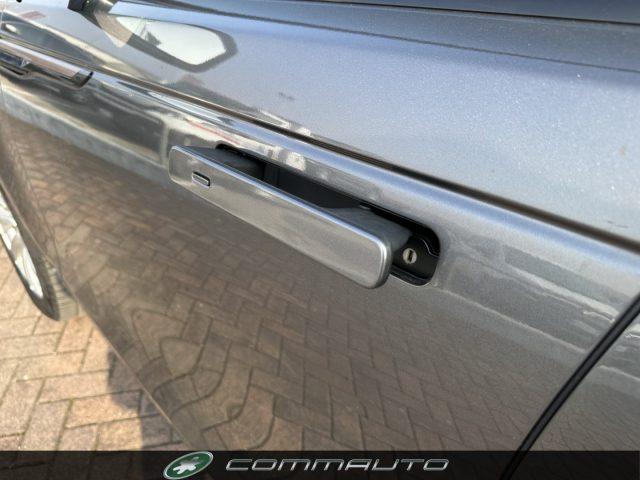 LAND ROVER Range Rover Velar 2.0D I4 240 CV R-Dynamic