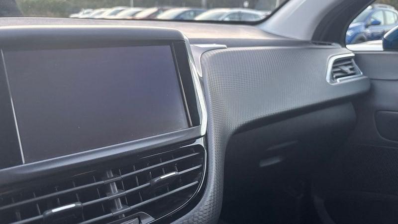 Peugeot 2008 1.5 BlueHDi Signature S&S