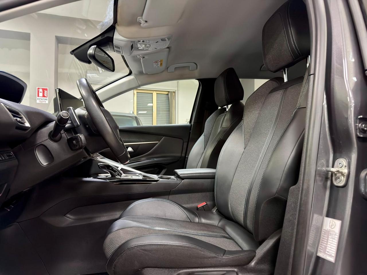 Peugeot 3008 1.5 BlueHDi 130cv EAT8 Allure Pack 2023